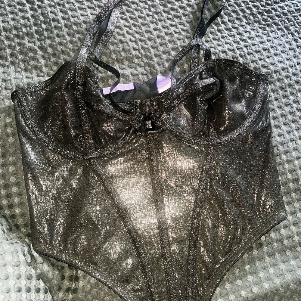 Shimmering Metallic green savage x fenty corset top